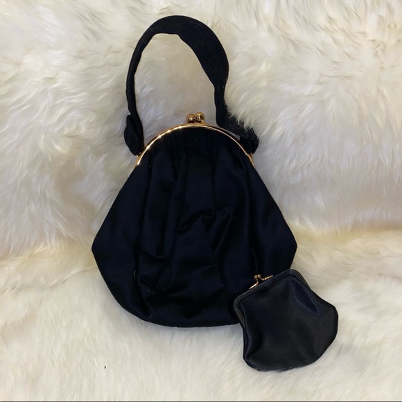 Vintage Wool Felt Scalloped Purse | 1940s - Picture 1 of 5